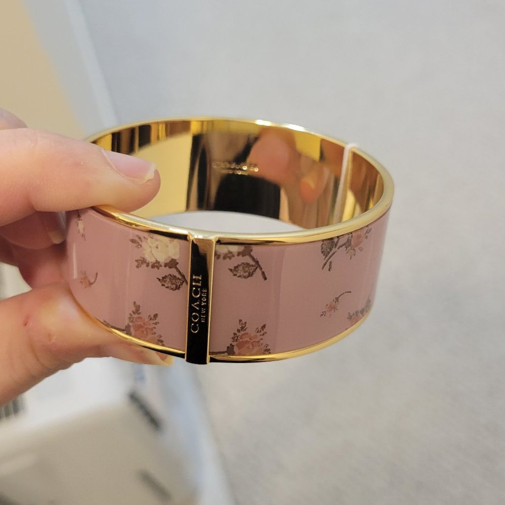 NWT Coach bangle